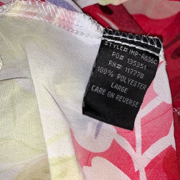 Love Stitch Button Up Floral Top - Picture 7 of 7